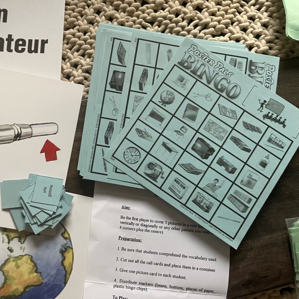 French Teacher Resources Bundle Like New - Picture 8 of 16